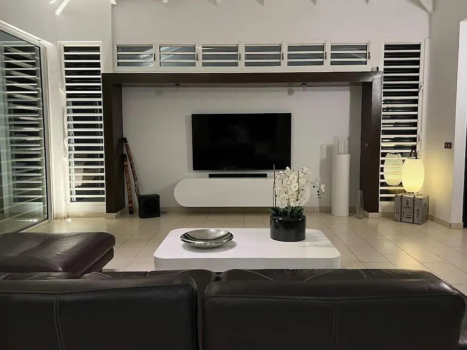Villa Bahia, Luxueuse Maison D'Architecte. Petit-Bourg